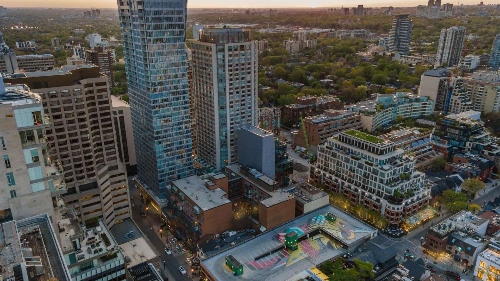 Yorkville Plaza Suites - Pool & Hot Tub Toronto 0*,